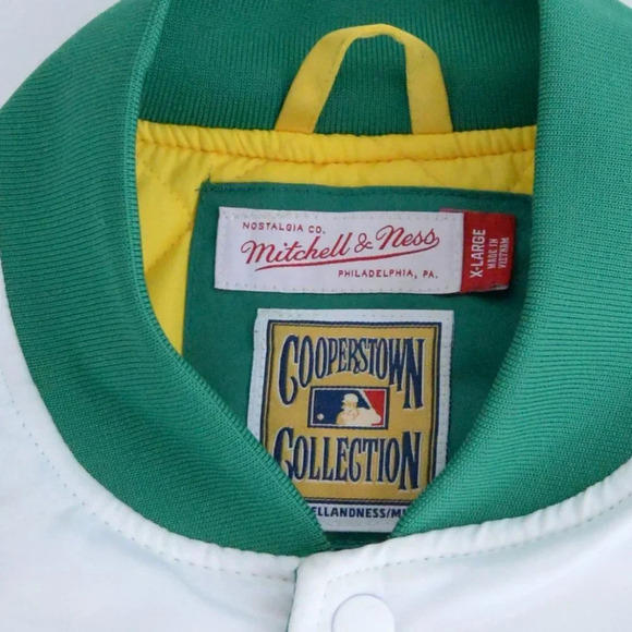 Mitchell  & Ness Cooperstown Collection Oakland Athletics MLB Green White & Gold - Picture 11 of 16